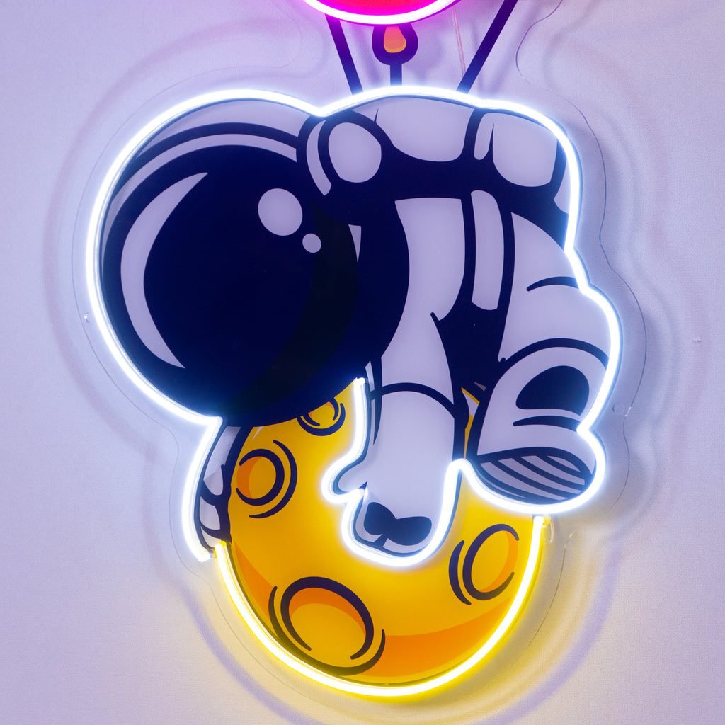 Astronaut Hugging Planet Led Neon Acrylic Artwork - Image 3